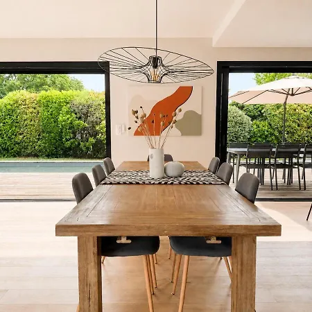 Azura - Pool - Contemporary - Parking Villa